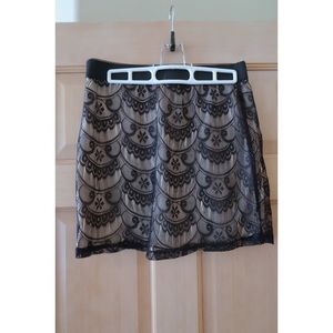 Lace mini skirt